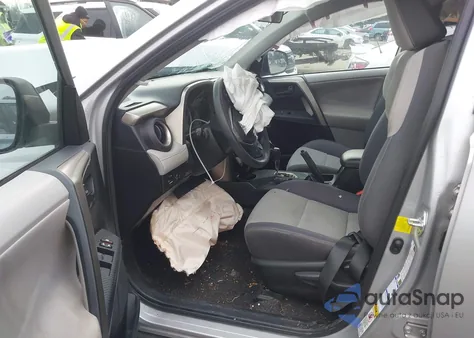 2013 Toyota Rav4 Xle z USA, uszkodzony, nr VIN 2T3RFREVXDW123689